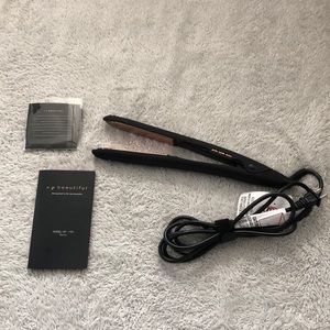 n:p beautiful flat Iron